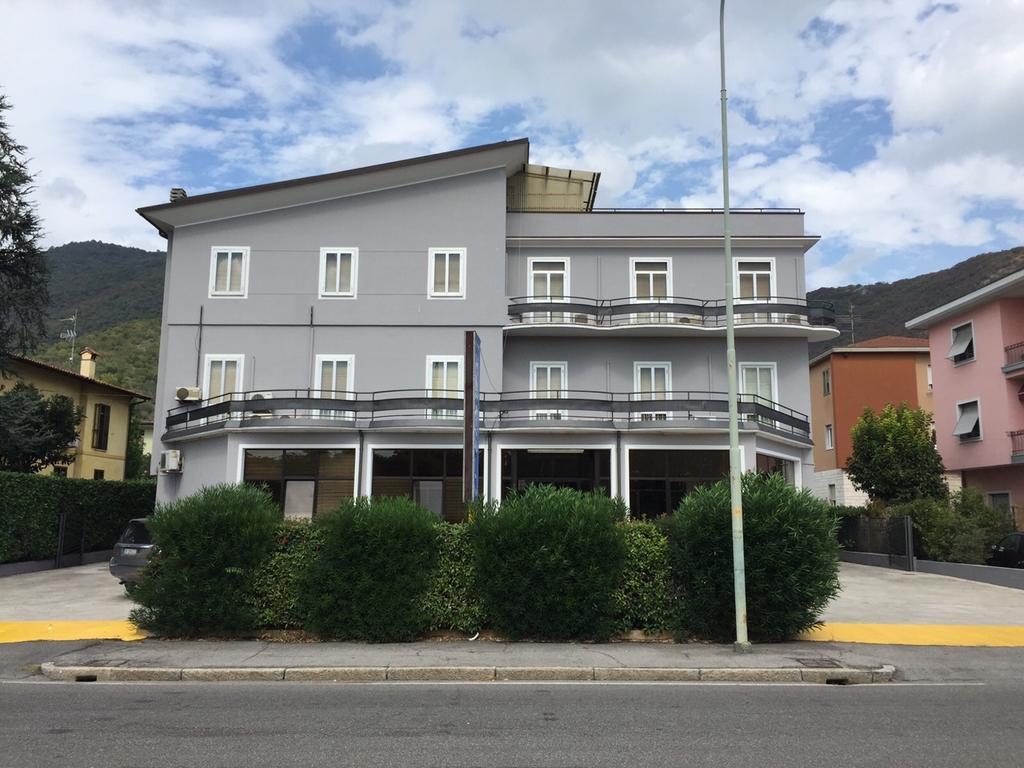 Hotel Capri Брешия Экстерьер фото