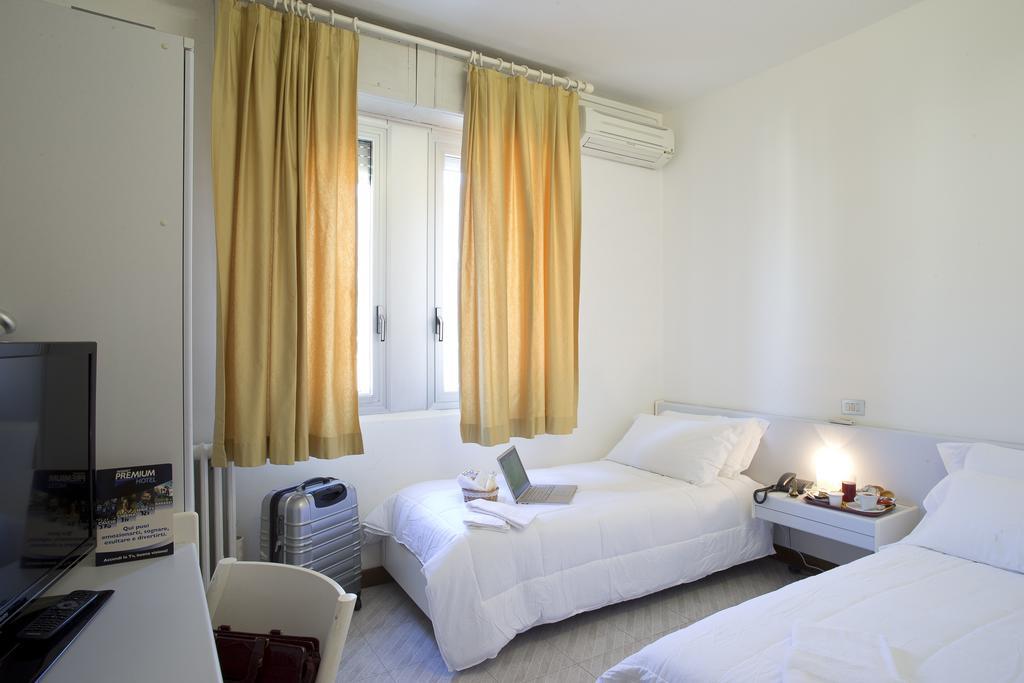 Hotel Capri Брешия Номер фото